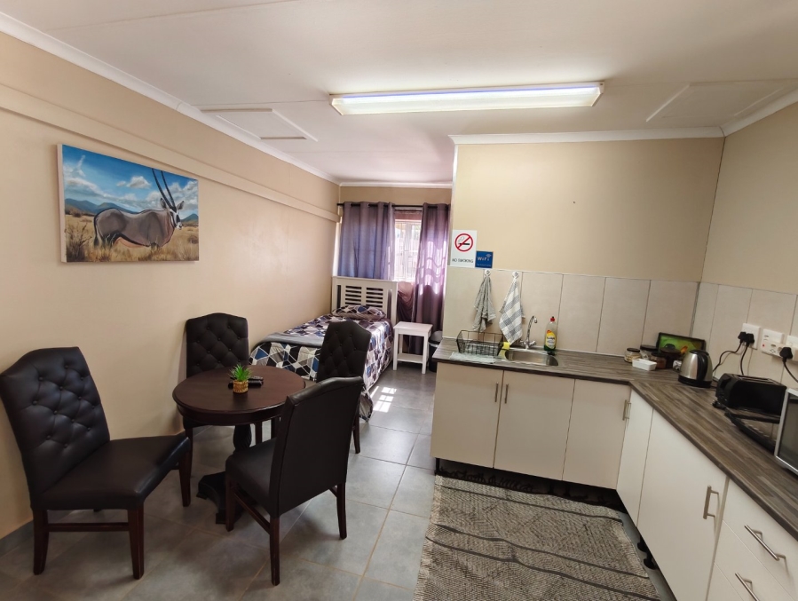 To Let 1 Bedroom Property for Rent in Pellissier Free State